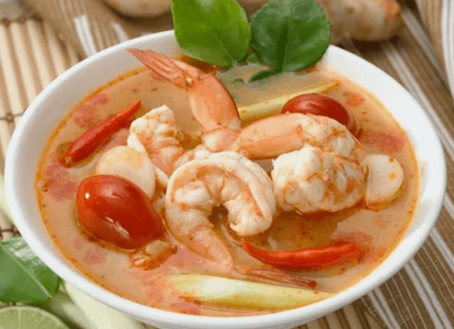 চিংড়ি সহ স্যুপ টম ইয়াম