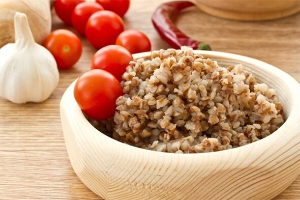 সবজি সঙ্গে buckwheat porridge